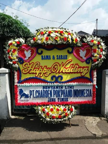Karangan Bunga Pernikahan di Indonesia